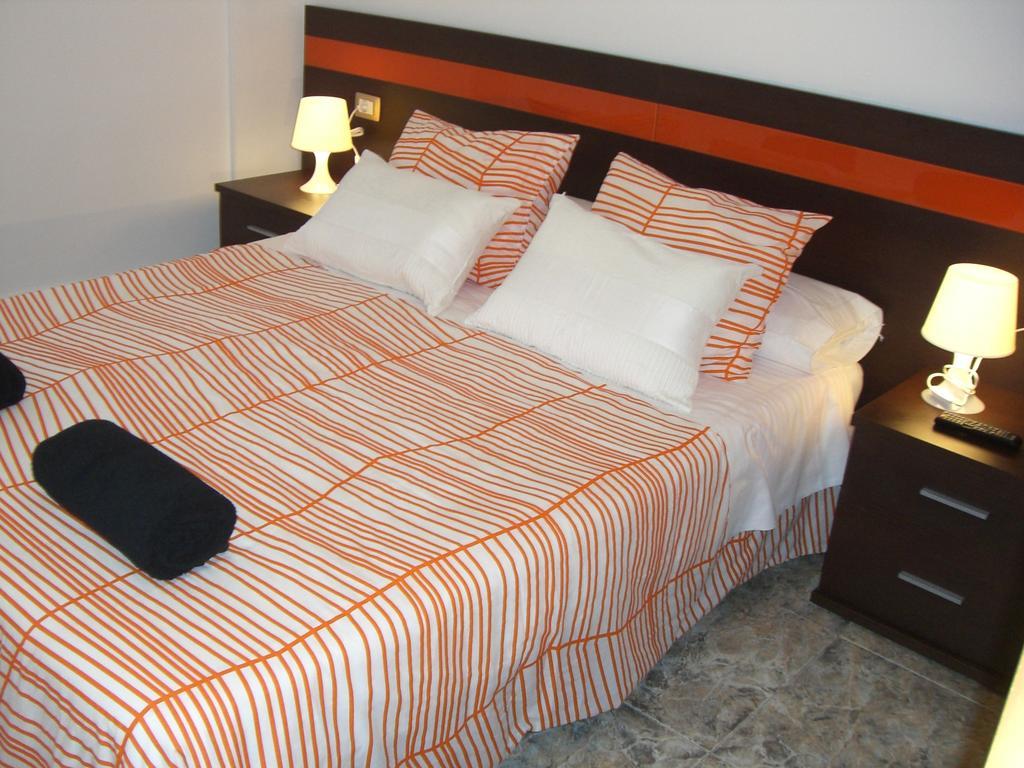 Pension Aqua Rooms Portomarin Buitenkant foto